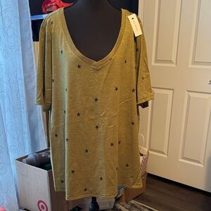 Lane Bryant Plus Women's V-Neck Tee 22/24